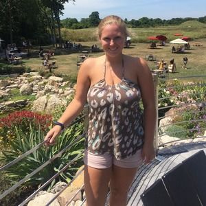 Meet your Posher, Alli